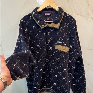 RARE Patagonia Men’s SYNCHILLA Snap T Tundra Cluster Navy Size Large